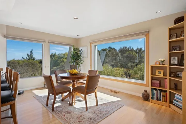 16950 Bohlman Road, Saratoga, California 95070