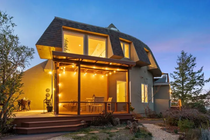 16950 Bohlman Road, Saratoga, California 95070