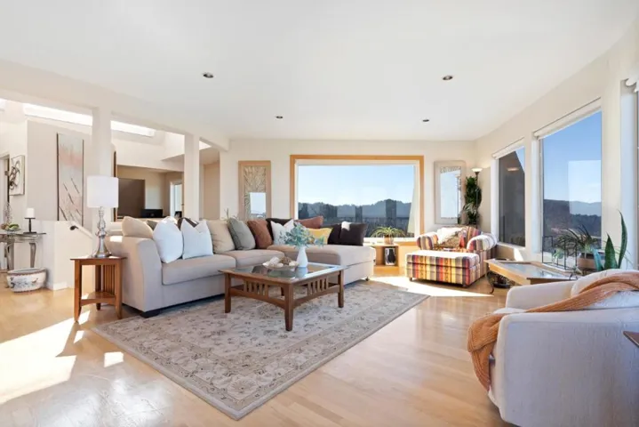 16950 Bohlman Road, Saratoga, California 95070