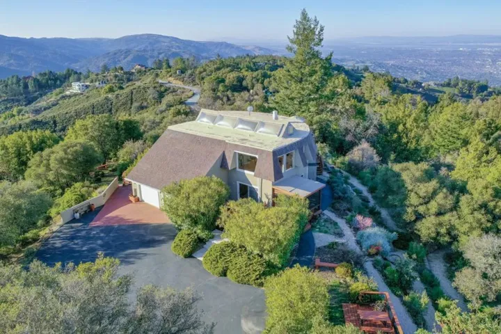 16950 Bohlman Road, Saratoga, California 95070