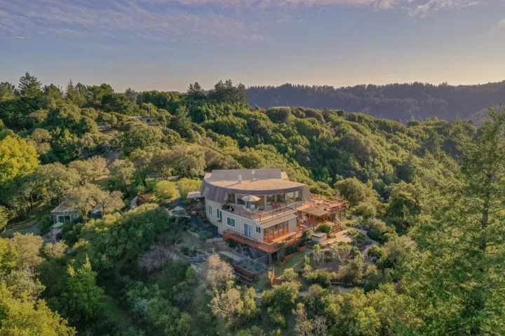16950 Bohlman Road, Saratoga, California 95070