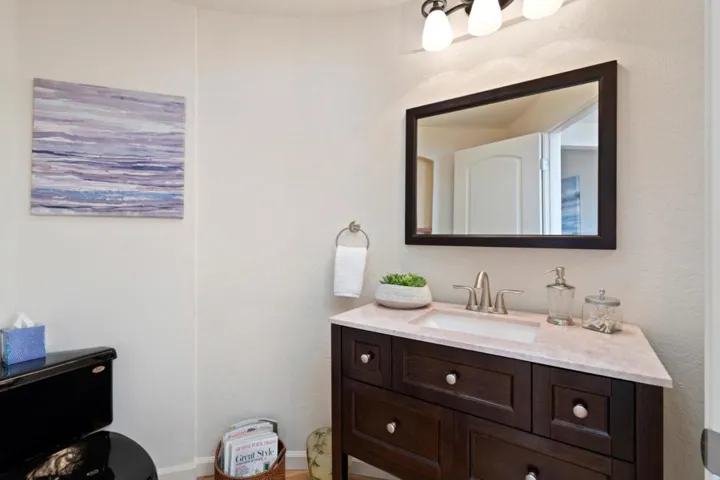 16950 Bohlman Road, Saratoga, California 95070