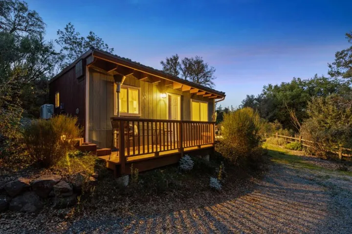 16950 Bohlman Road, Saratoga, California 95070