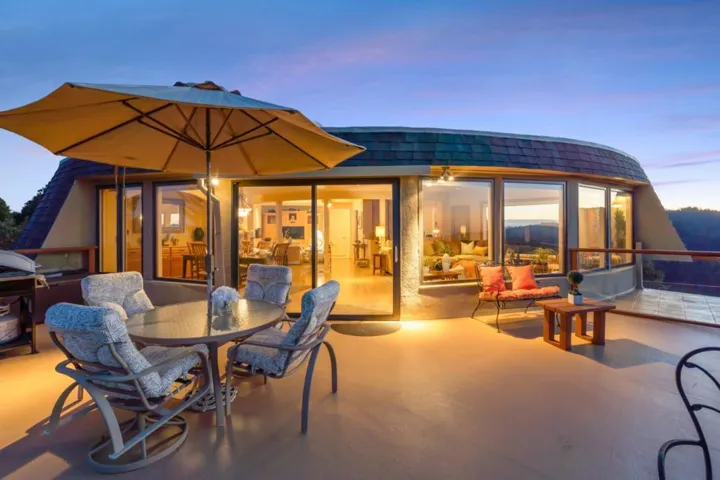 16950 Bohlman Road, Saratoga, California 95070
