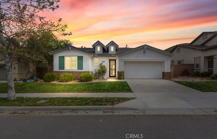 34170 Hillside Drive, Lake Elsinore, California 92532