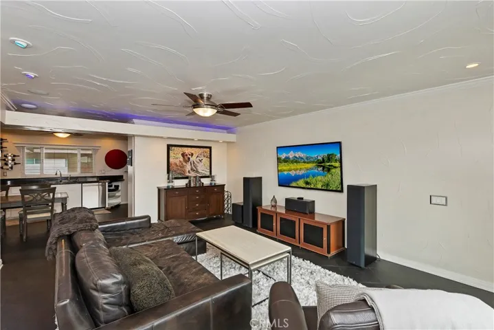 635 S Indian Hill Boulevard C, Claremont, California 91711