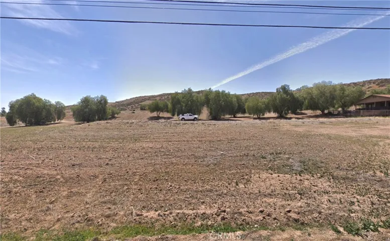 6 Reid Street, Lake Elsinore, California 92530
