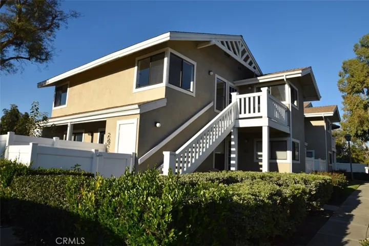 65 Tarocco, Irvine, California 92618