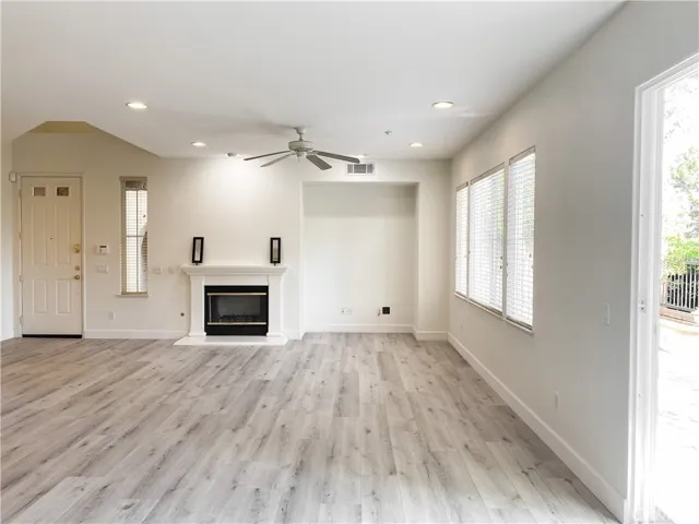 66 Rosenblum, Irvine, California 92602
