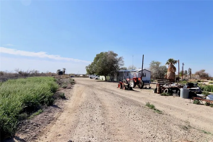 8995 Wilkins Road, Niland, California 92233
