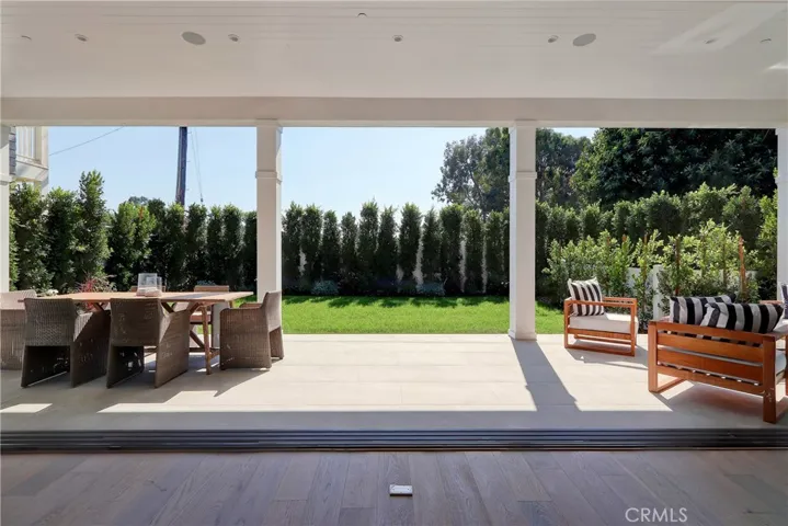 504 1st Street, Manhattan Beach, California 90266