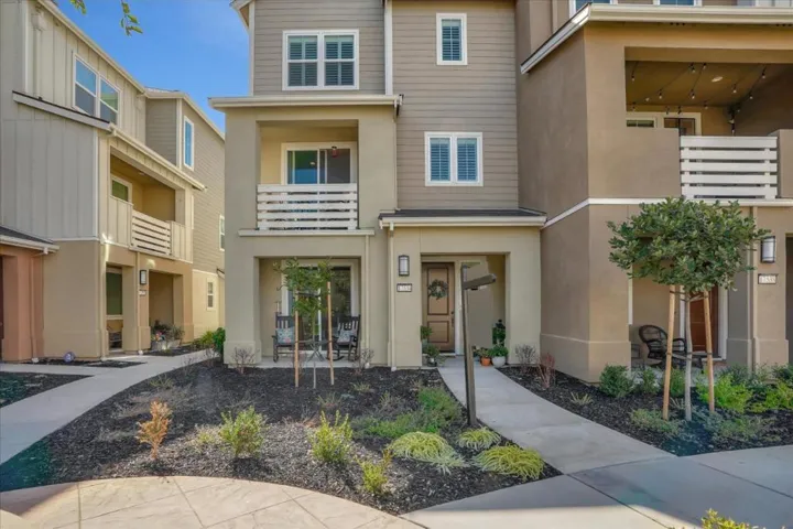 17534 Pickwick Lane, Morgan Hill, California 95037