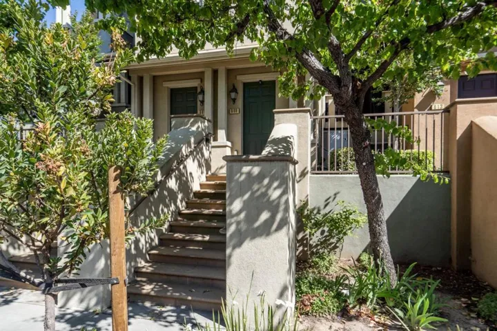 609 Boardwalk, San Jose, California 95112