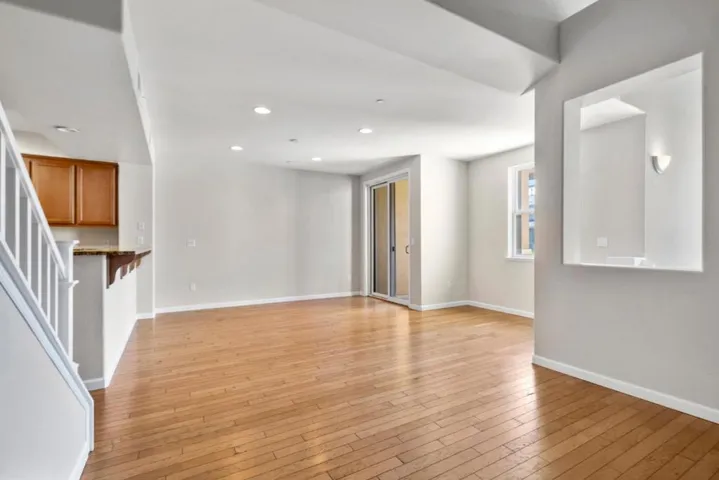 609 Boardwalk, San Jose, California 95112