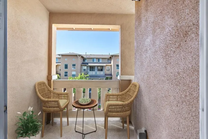 609 Boardwalk, San Jose, California 95112