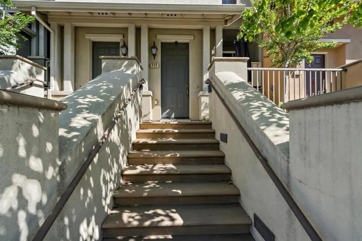 609 Boardwalk, San Jose, California 95112