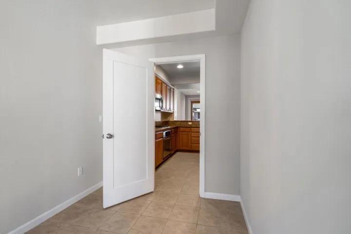 609 Boardwalk, San Jose, California 95112