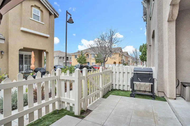 1452 Canvas Dr, Chula Vista, California 91913