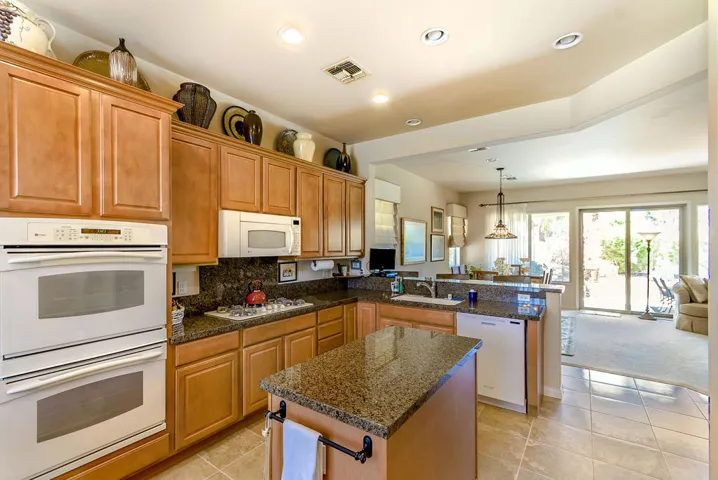 40892 Calle Los Arboles-MLS-11
