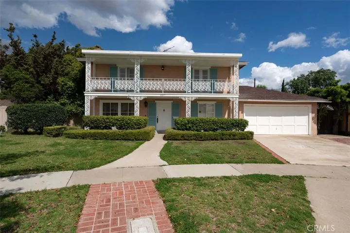 2217 Weber Circle, Santa Ana, California 92705