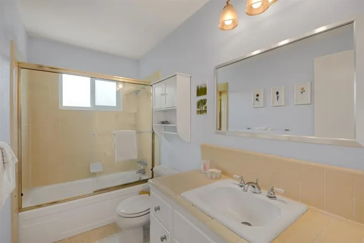 357 Metzgar Street, Half Moon Bay, California 94019
