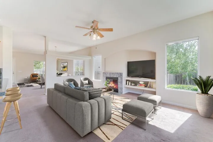 1670 Albany Court, Hollister, California 95023