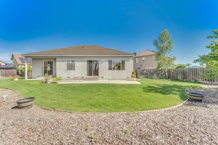 1670 Albany Court, Hollister, California 95023