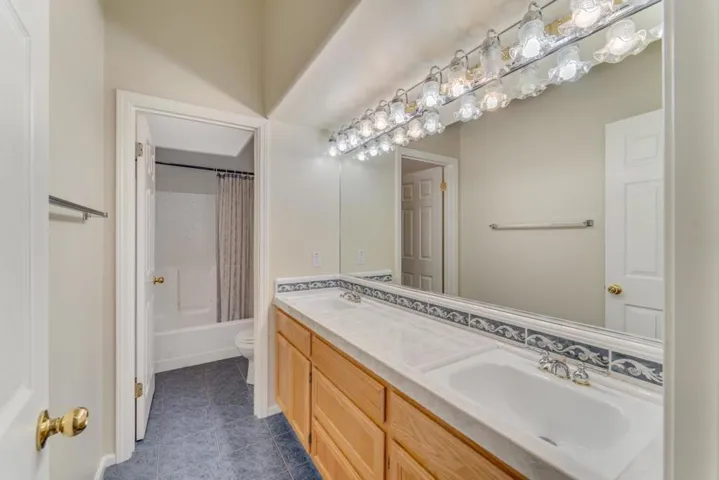 1670 Albany Court, Hollister, California 95023