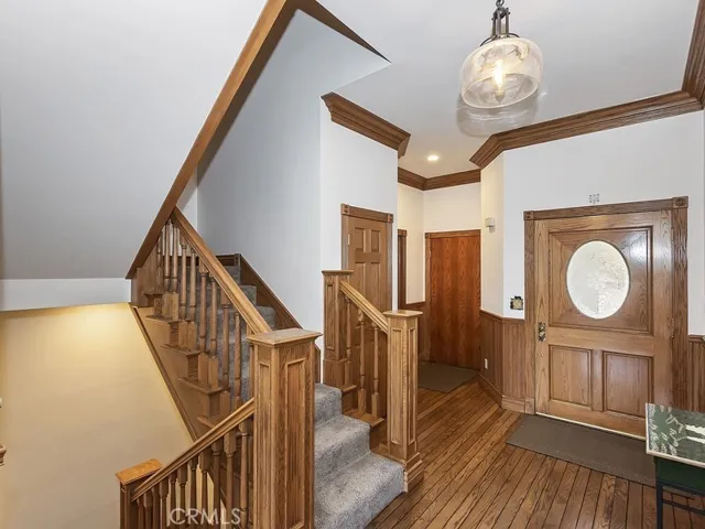 27511 Cedarwood Drive, Lake Arrowhead, California 92352