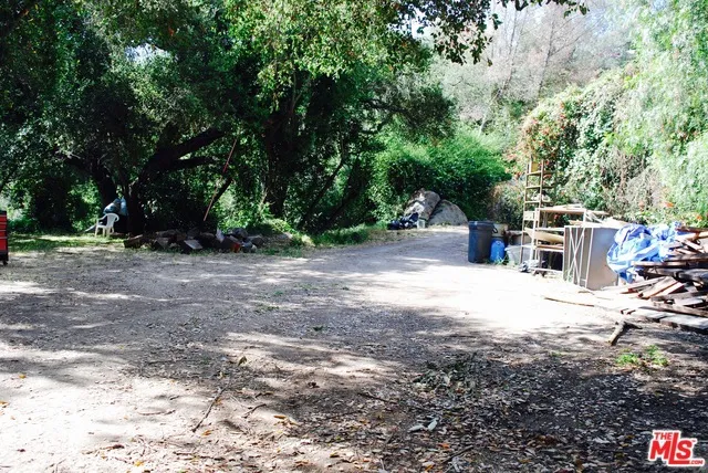 24 Montau Drive, Topanga, California 90290