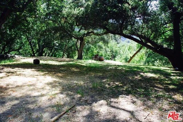 24 Montau Drive, Topanga, California 90290