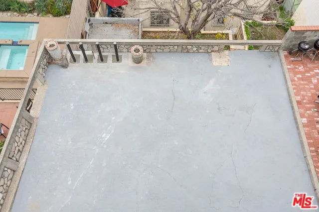 1128 W Edgeware Road 1/2, Silver Lake, California 90026