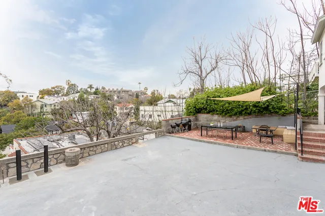 1128 W Edgeware Road 1/2, Silver Lake, California 90026