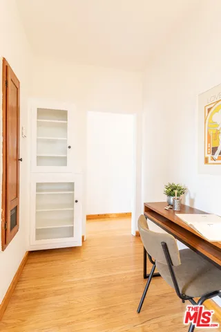 1128 W Edgeware Road 1/2, Silver Lake, California 90026