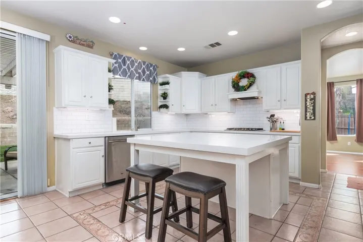 39599 Tamarisk Street, Murrieta, California 92563