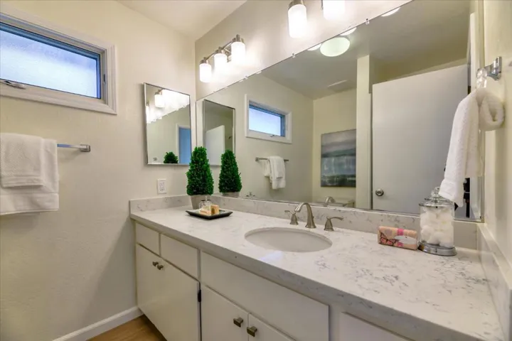 1442 Kitimat Place, Sunnyvale, California 94087