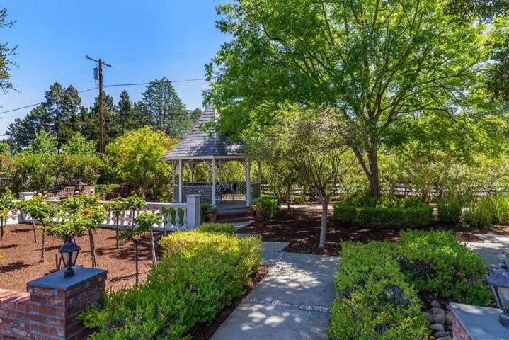 72 View Street, Los Altos, California 94022