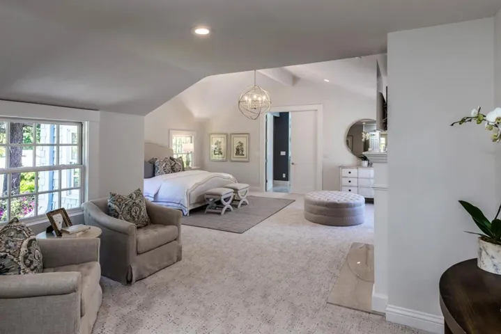 72 View Street, Los Altos, California 94022