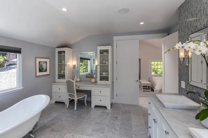 72 View Street, Los Altos, California 94022
