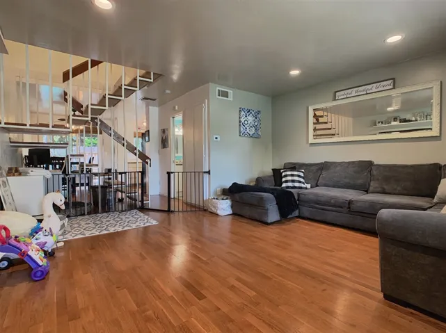 8032 Corte Del Sol, Santee, California 92071