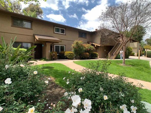 8032 Corte Del Sol, Santee, California 92071