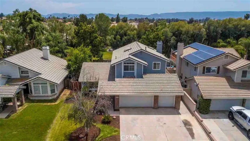 25247 Via Pera, Murrieta, California 92563