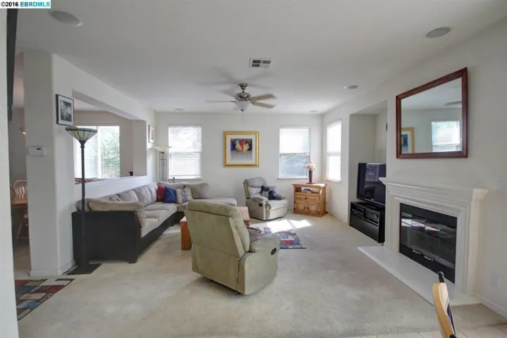 17 Hamilton Court, Oakley, California 94561