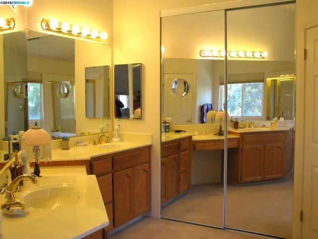 1290 Leaning Oak Dr, Brentwood, California 94513