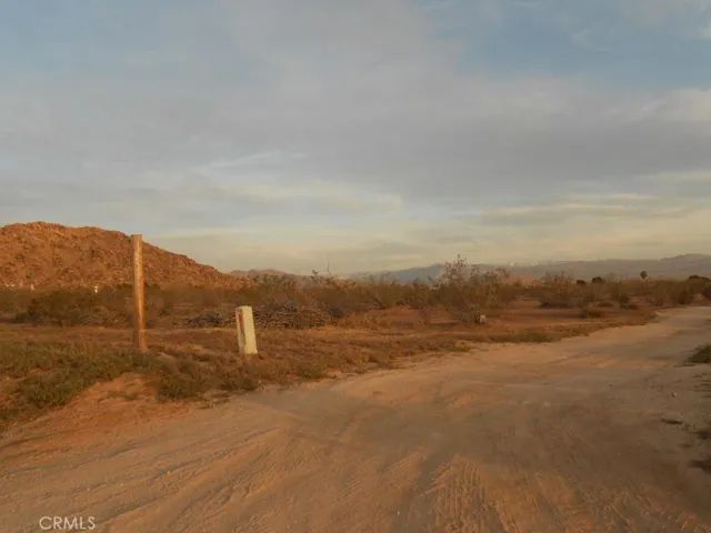 0 Ocotilla Road, Apple Valley, California 92308