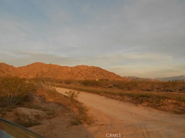 0 Ocotilla Road, Apple Valley, California 92308
