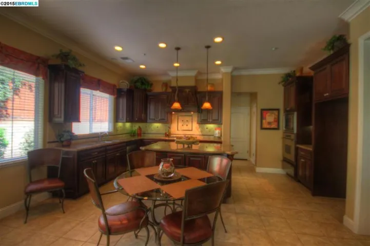 2532 Whittaker Court, Brentwood, California 94513-5042