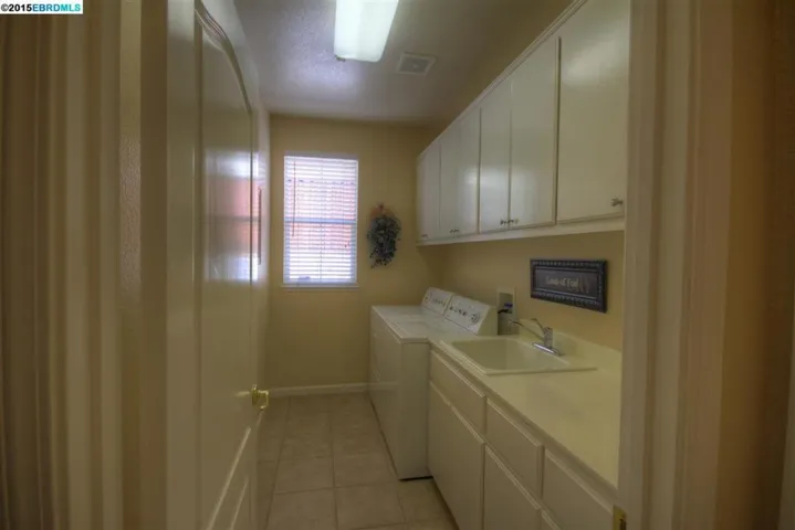 2532 Whittaker Court, Brentwood, California 94513-5042