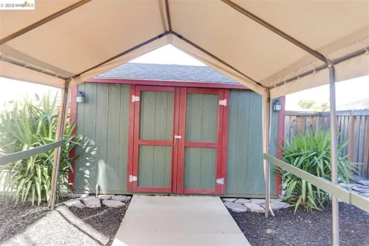 1616 Amber Lane, Brentwood, California 94513