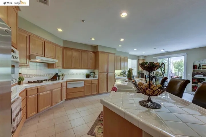 493 Lakeview Drive, Brentwood, California 94513